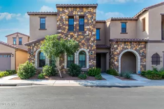 Photo #2: 6301897 Listing