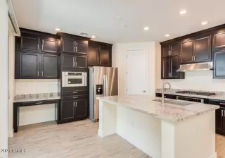 Photo #5: 6301911 Listing