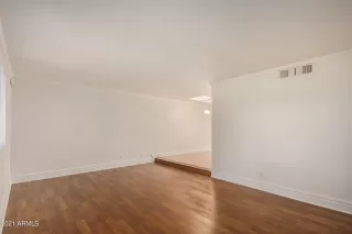 Photo #3: 6302021 Listing