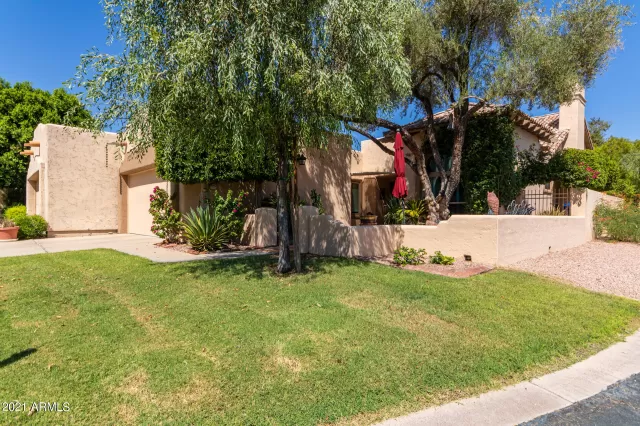 MLS: 6302090 Condo For Sale