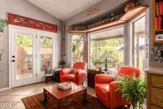 Photo #6: 6302090 Listing