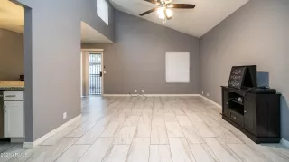 Photo #3: 6302343 Listing 