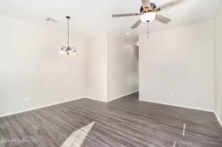 Photo #4: 6302428 Listing