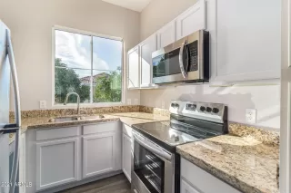 Photo #6: 6302428 Listing