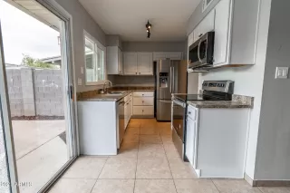 Photo #4: 6302655 Listing