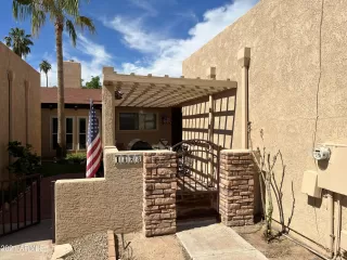 Photo #2: 6302680 Listing 