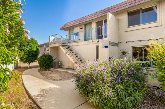 MLS: 6302791 Condo For Sale
