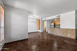 Photo #1: 6302829 Listing