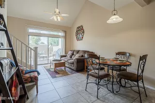 Photo #4: 6302904 Listing