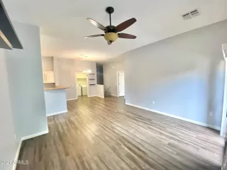 Photo #6: 6303315 Listing 