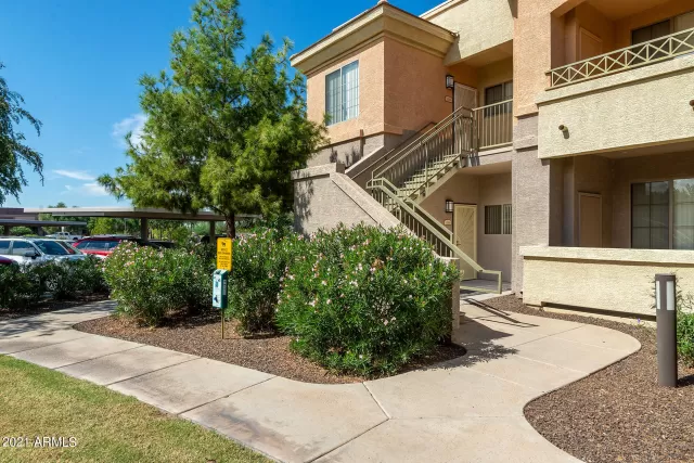 MLS: 6303320 Condo For Sale