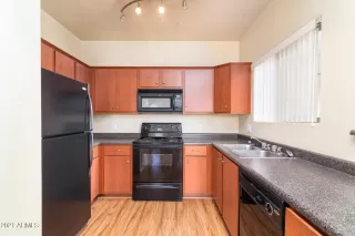 Photo #6: 6303320 Listing