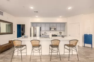 Photo #6: 6303733 Listing