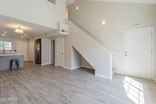 Photo #4: 6303842 Listing