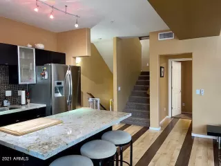 Photo #6: 6303874 Listing 