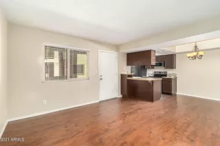 Photo #4: 6303918 Listing 