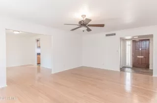 Photo #5: 6304414 Listing