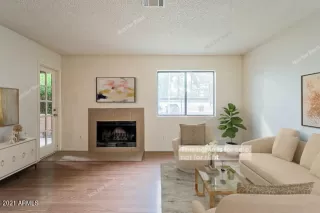 Photo #4: 6304459 Listing