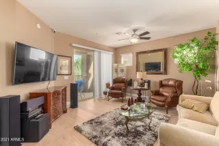 Photo #6: 6304635 Listing