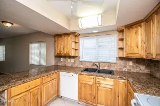 Photo #6: 6304876 Listing