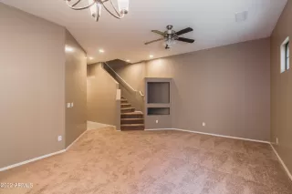 Photo #6: 6305086 Listing