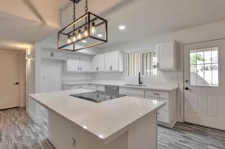 Photo #4: 6305383 Listing 