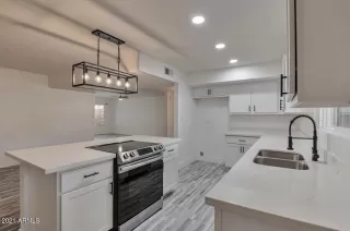 Photo #5: 6305383 Listing 