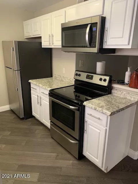 MLS: 6305498 Condo For Sale
