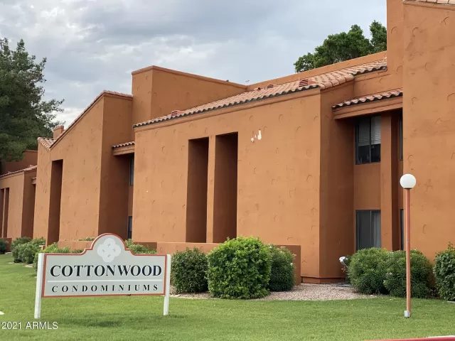 MLS: 6305698 Condo For Sale