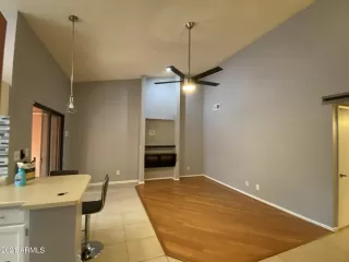 Photo #6: 6305698 Listing 