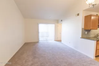 Photo #5: 6305782 Listing