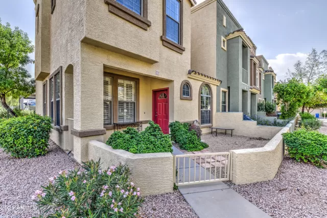 MLS: 6305794 Condo For Sale