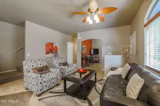 Photo #5: 6305911 Listing 
