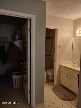 Photo #6: 6306027 Listing 