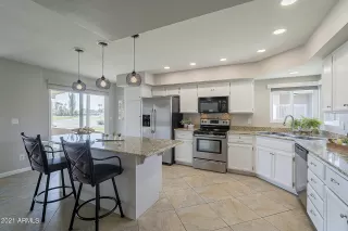 Photo #2: 6306309 Listing 