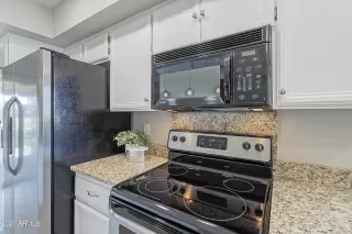 Photo #6: 6306309 Listing 