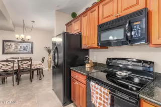 Photo #5: 6306345 Listing
