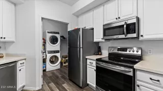 Photo #6: 6306518 Listing 