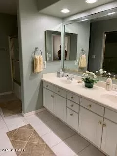 Photo #5: 6306765 Listing