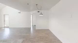 Photo #4: 6307040 Listing