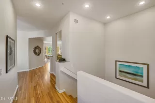 Photo #2: 6307183 Listing 