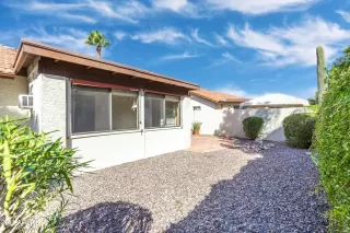 Photo #5: 6307197 Listing