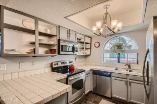 Photo #5: 6307227 Listing 