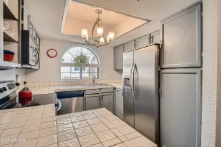 Photo #6: 6307227 Listing 