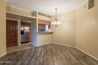 Photo #5: 6307301 Listing 