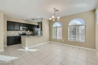 Photo #2: 6307353 Listing