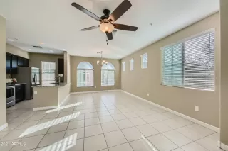 Photo #4: 6307353 Listing