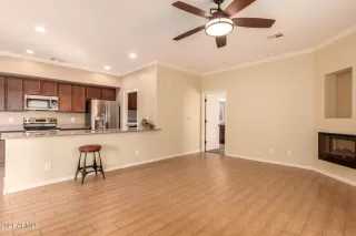 Photo #2: 6307402 Listing