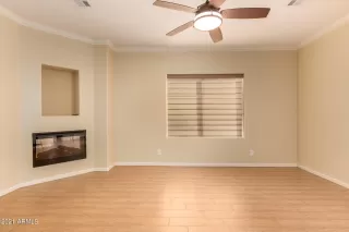 Photo #4: 6307402 Listing