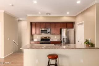 Photo #6: 6307402 Listing